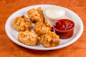 Momos