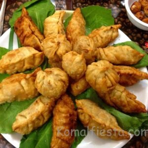 chicken momos 2.jpg