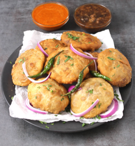 Aloo Pyaz Kachori